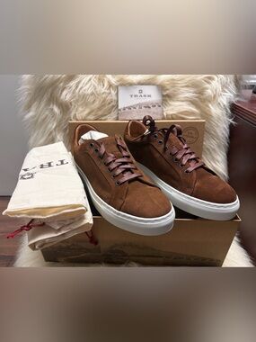 NWT Trask sneakers handcrafted in Italy SIZE 10.5.